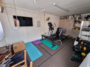 Garage-Workshop-Gym- click for photo gallery